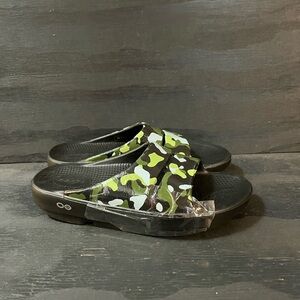 New OOFOS OOahh Sport Flex Slide Recovery Sandals Black Green Women’s Size 7